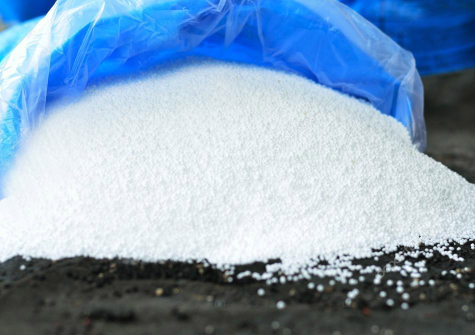 white_urea3 white_urea3